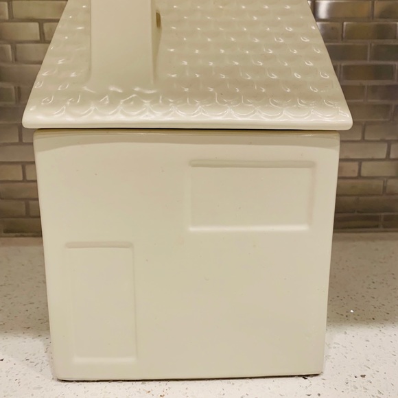 White rustic farmhouse hearth and hand πͺ jar - Picture 3 of 6